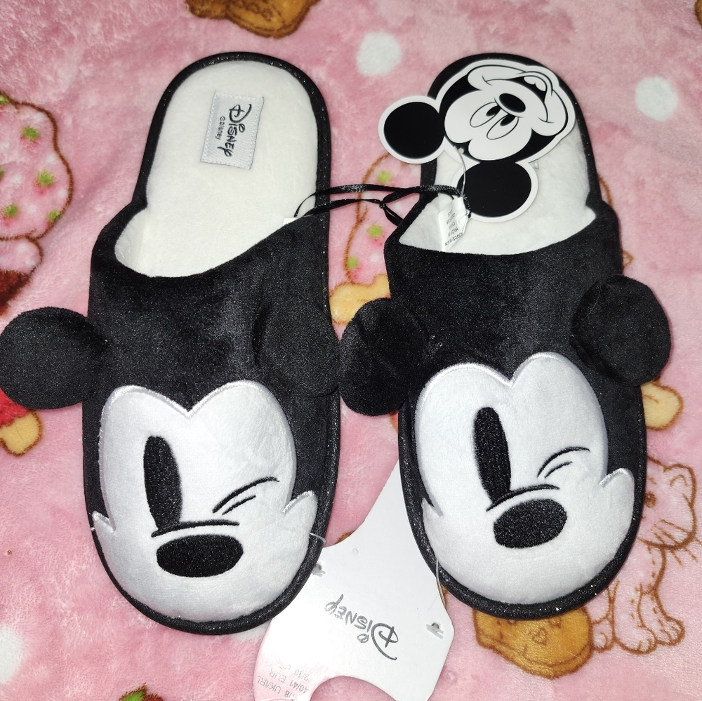 Disney Black and White Mickey Mouse Slippers Size 9/10